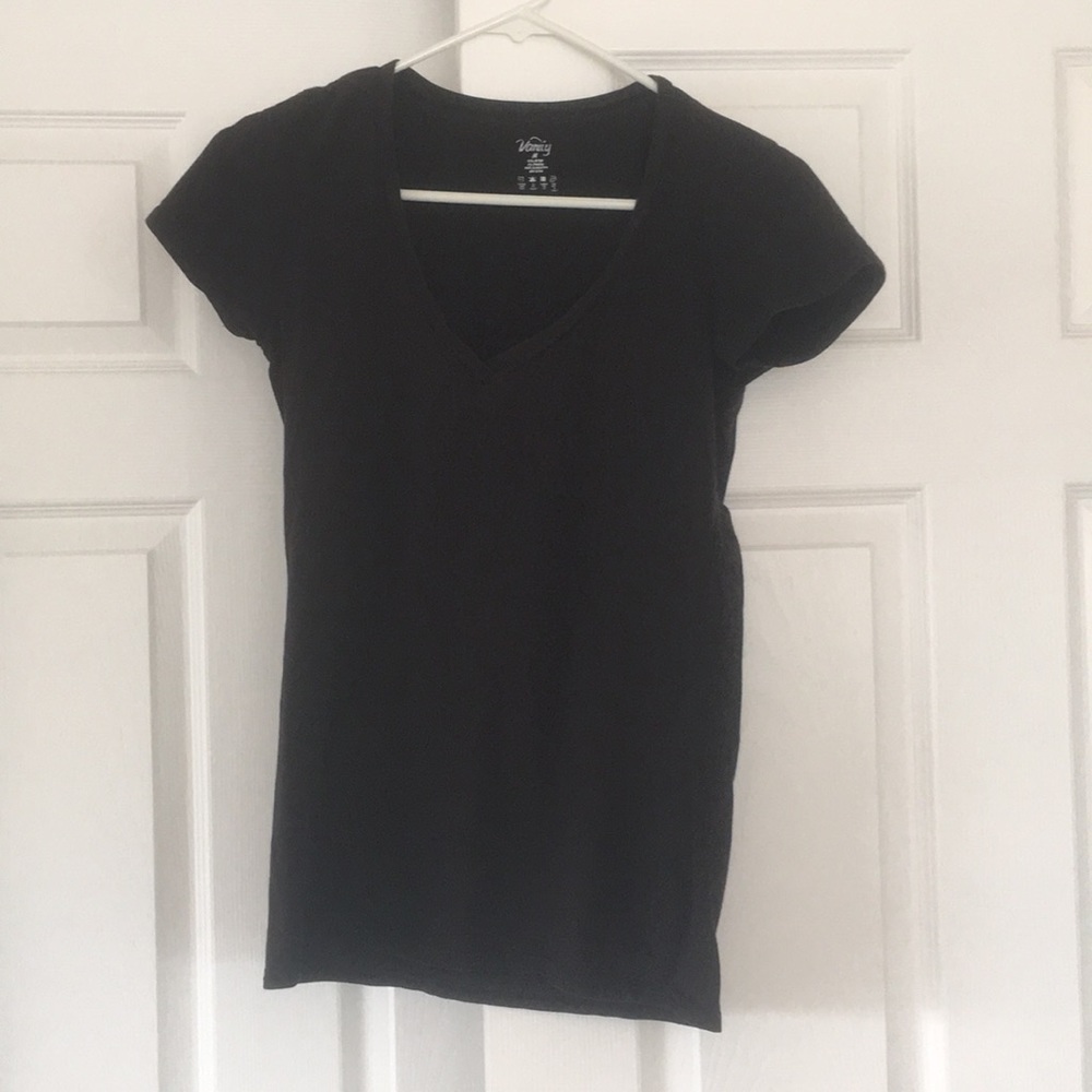 Black shirt